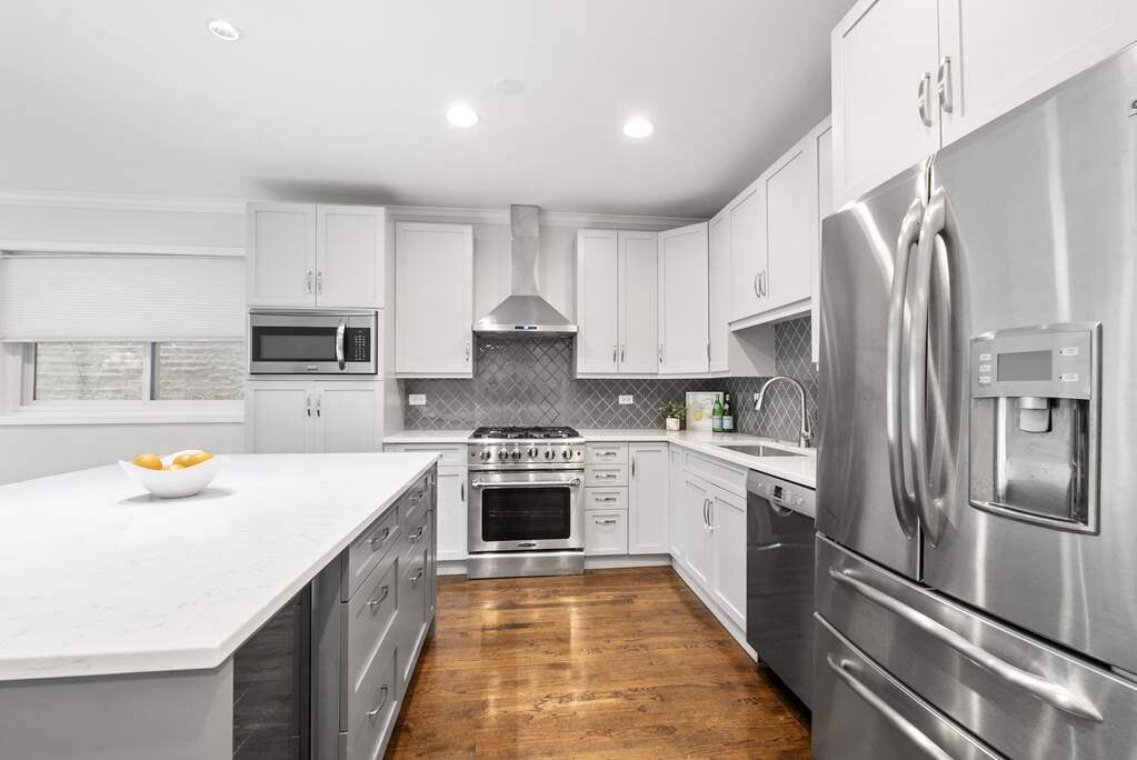 Designer kitchen and refined entertaining spaces