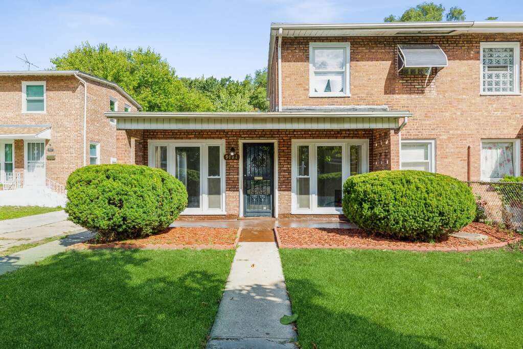 9171 S Burnside Avenue property in Chicago