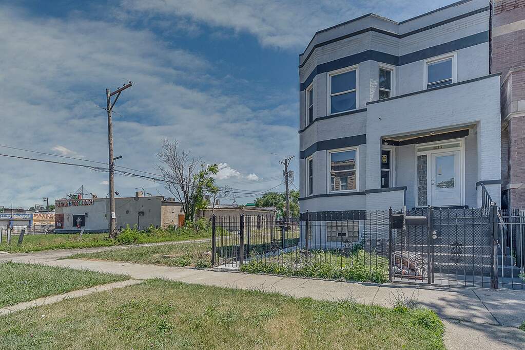 1217 S Avers Avenue property in Chicago