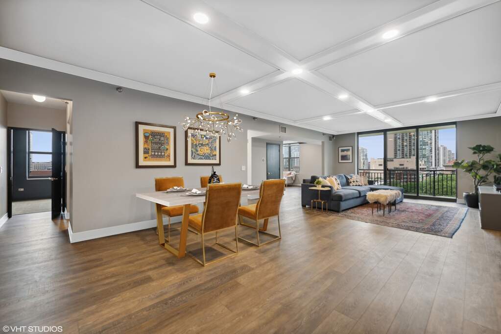 Luxury living space with panoramic Chicago views