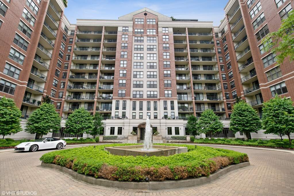 55 W Delaware Place #920 property in Chicago
