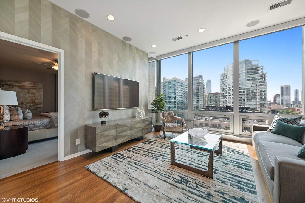 Private full-floor residence detail at Park Tower