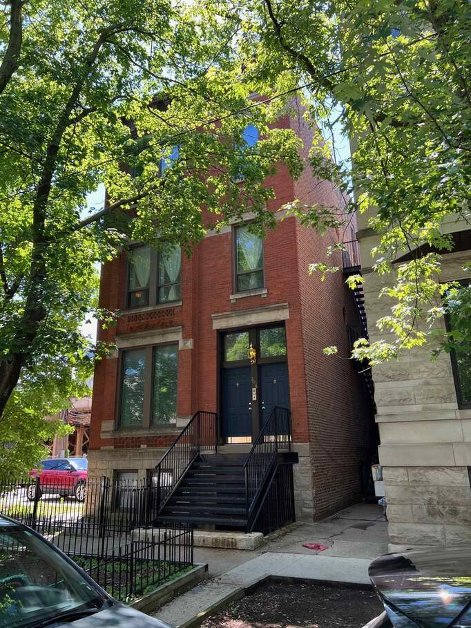 2016 N Bissell Street property in Chicago