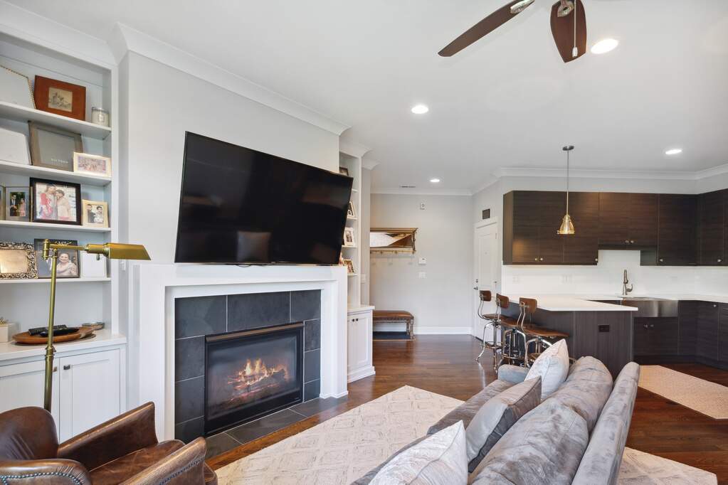 Designer kitchen and refined entertaining spaces