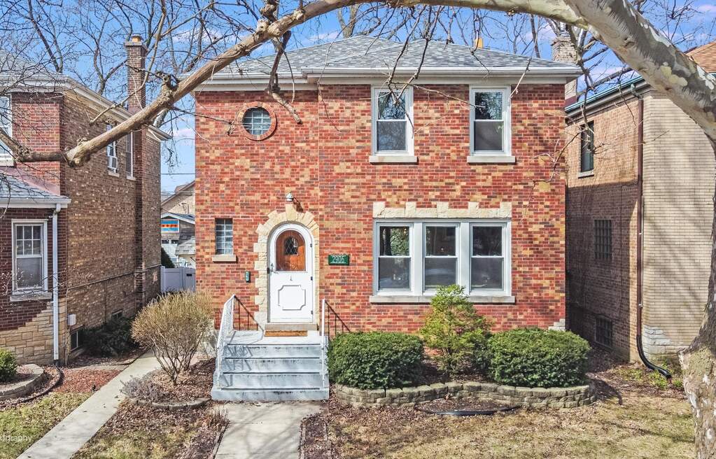 2906 Wisconsin Avenue property in Berwyn