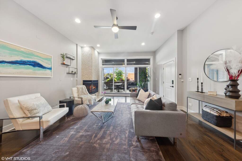 Luxury living space with panoramic Chicago views