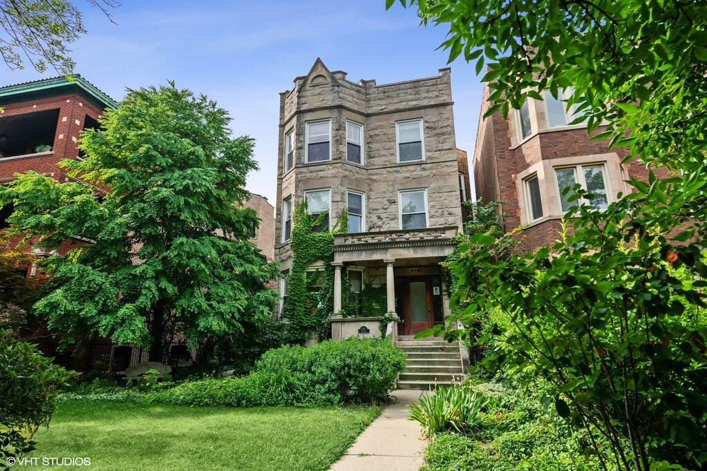 2751 W Logan Boulevard #1 property in Chicago