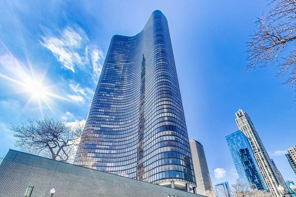 505 N Lake Shore Drive #4810 property in Chicago