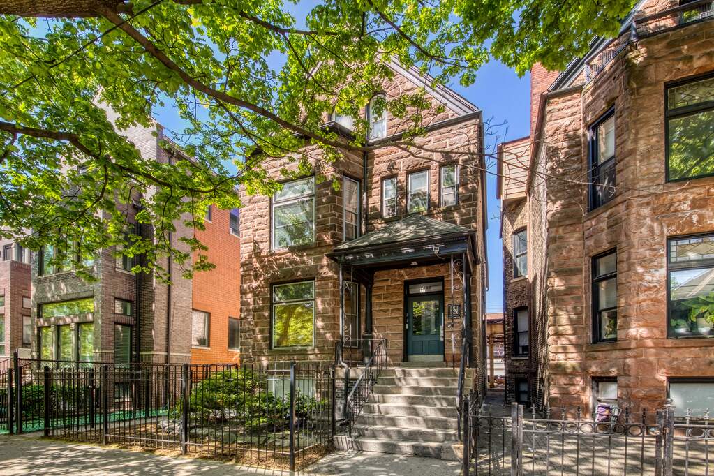2620 N Wilton Avenue property in Chicago