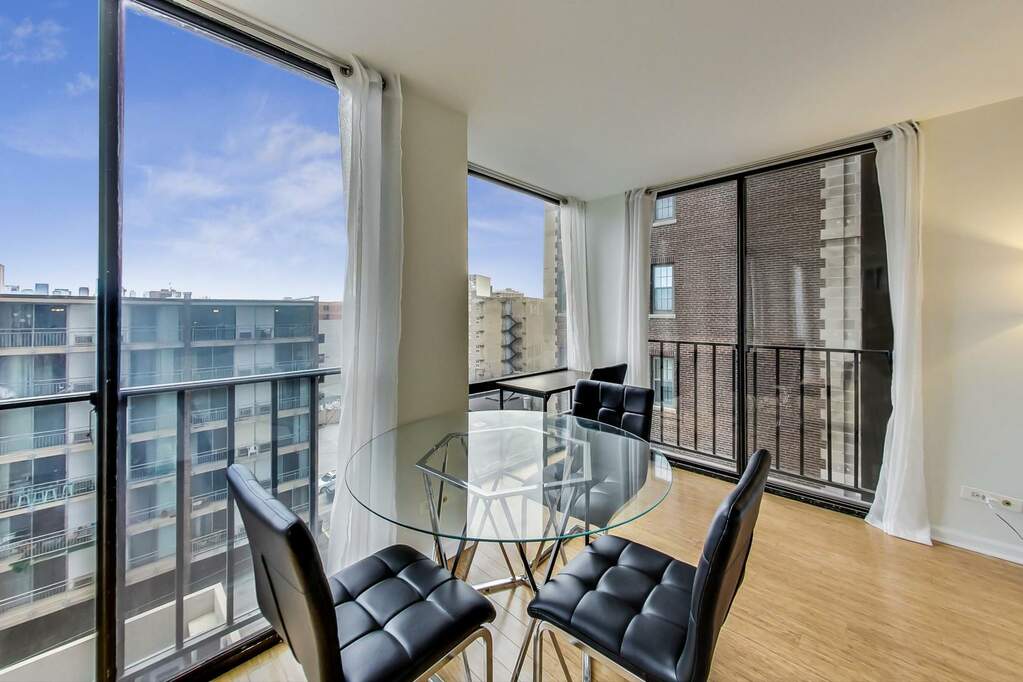 Private full-floor residence detail at Park Tower