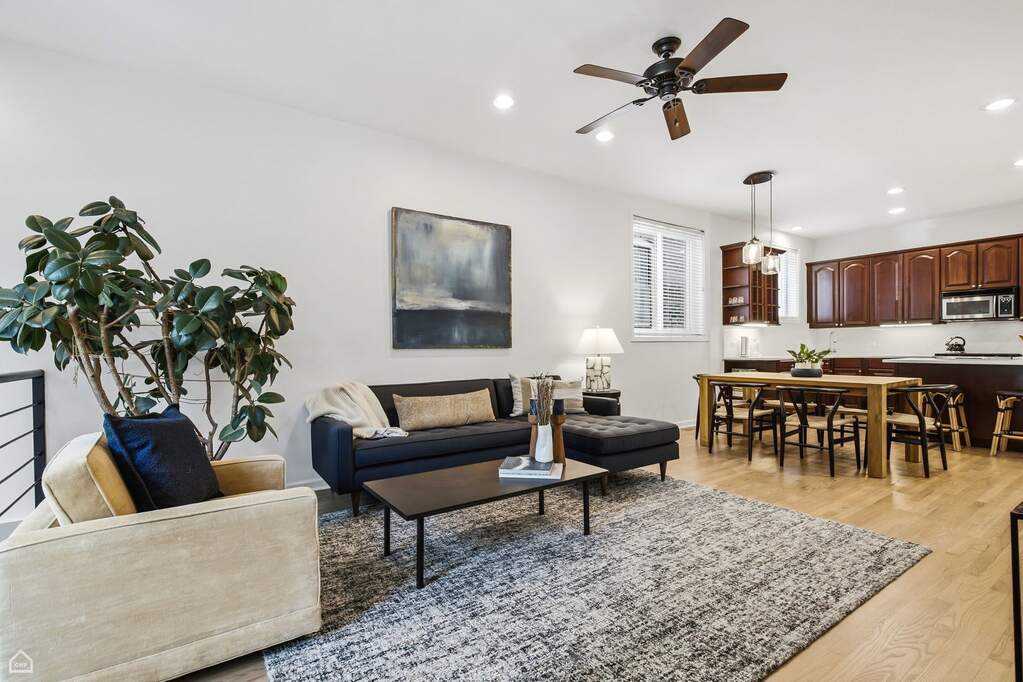 Designer kitchen and refined entertaining spaces