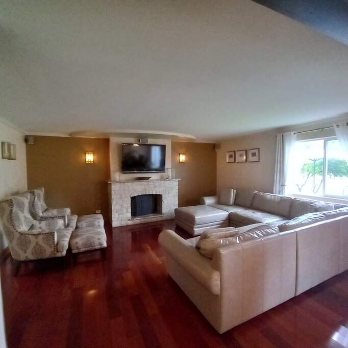 Private full-floor residence detail at Park Tower