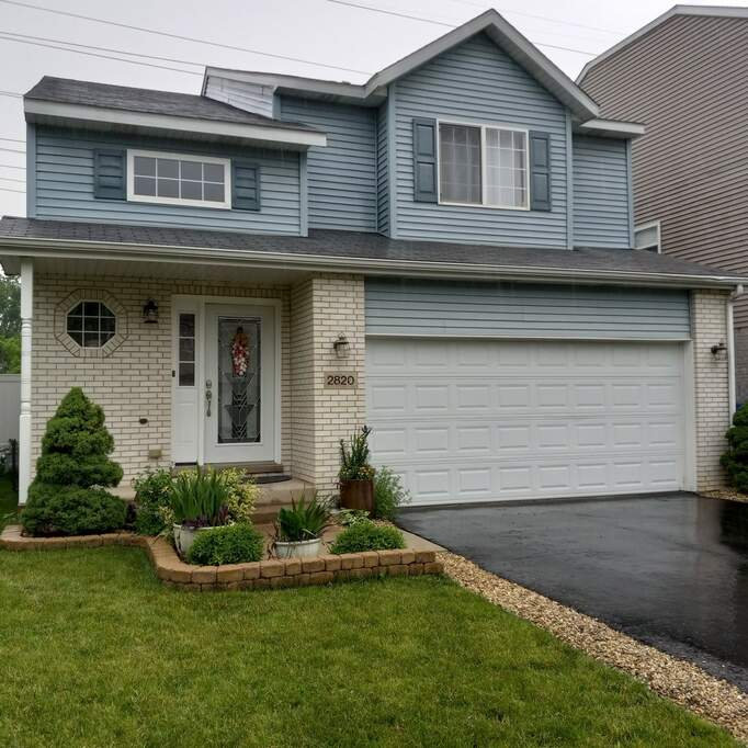 2820 142 Place property in Blue Island