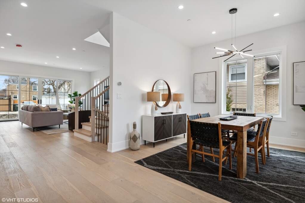 Luxury living space with panoramic Chicago views