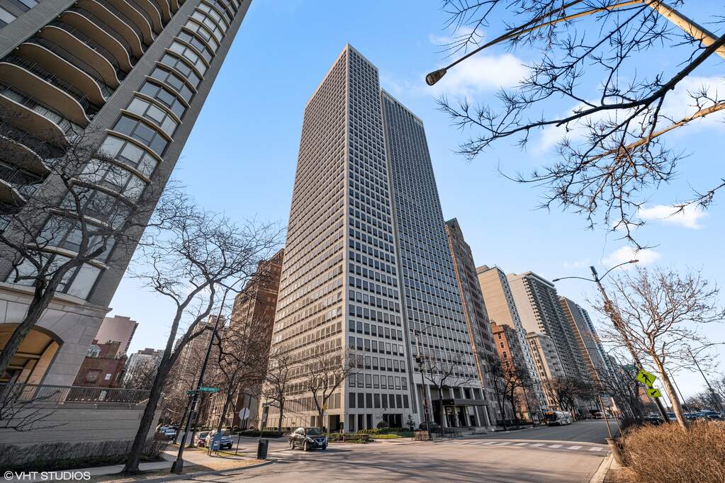 1100 N Lake Shore Drive #28B property in Chicago
