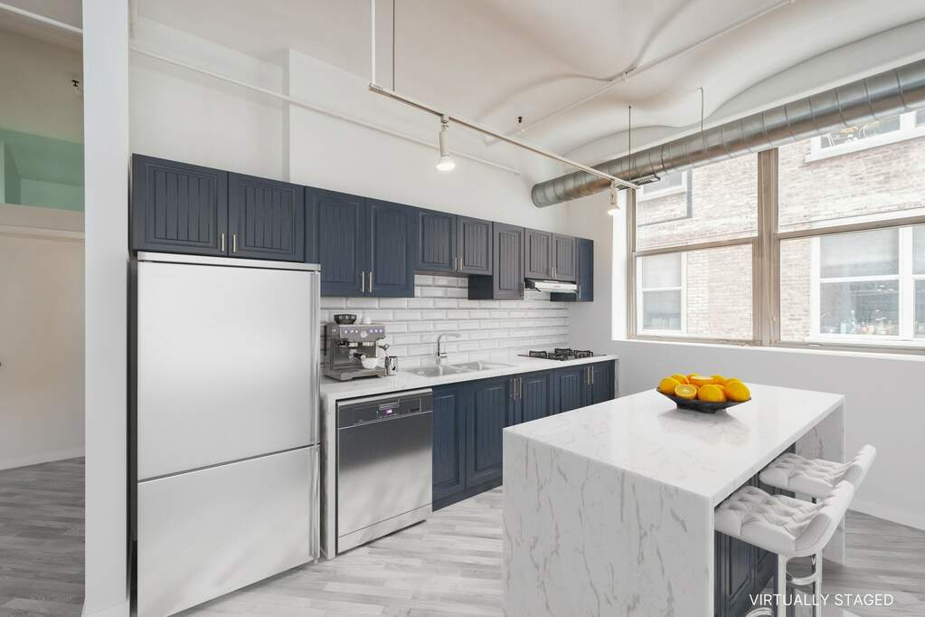 Designer kitchen and refined entertaining spaces