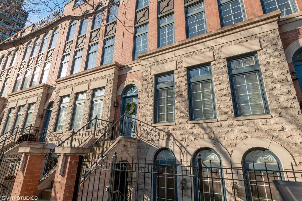 354 W Huron Street #B property in Chicago