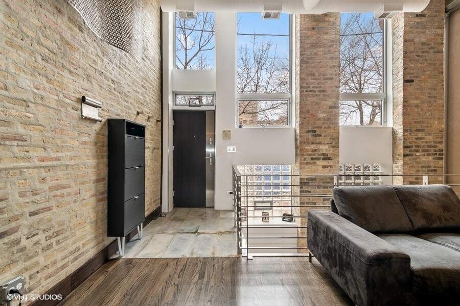 Park Tower penthouse interior at 800 North Michigan Avenue