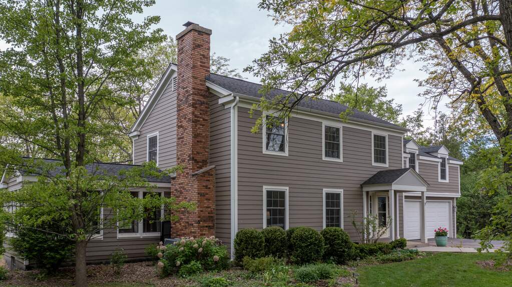24160 N Shagbark Drive property in Lake Zurich