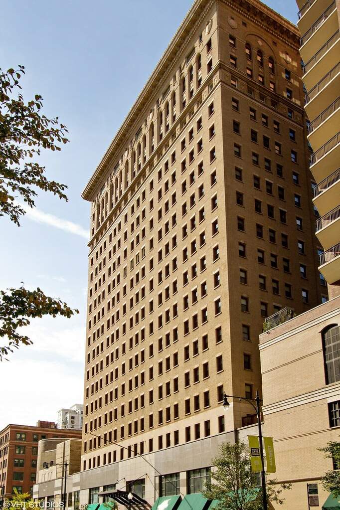 40 E 9th Street #1610 property in Chicago
