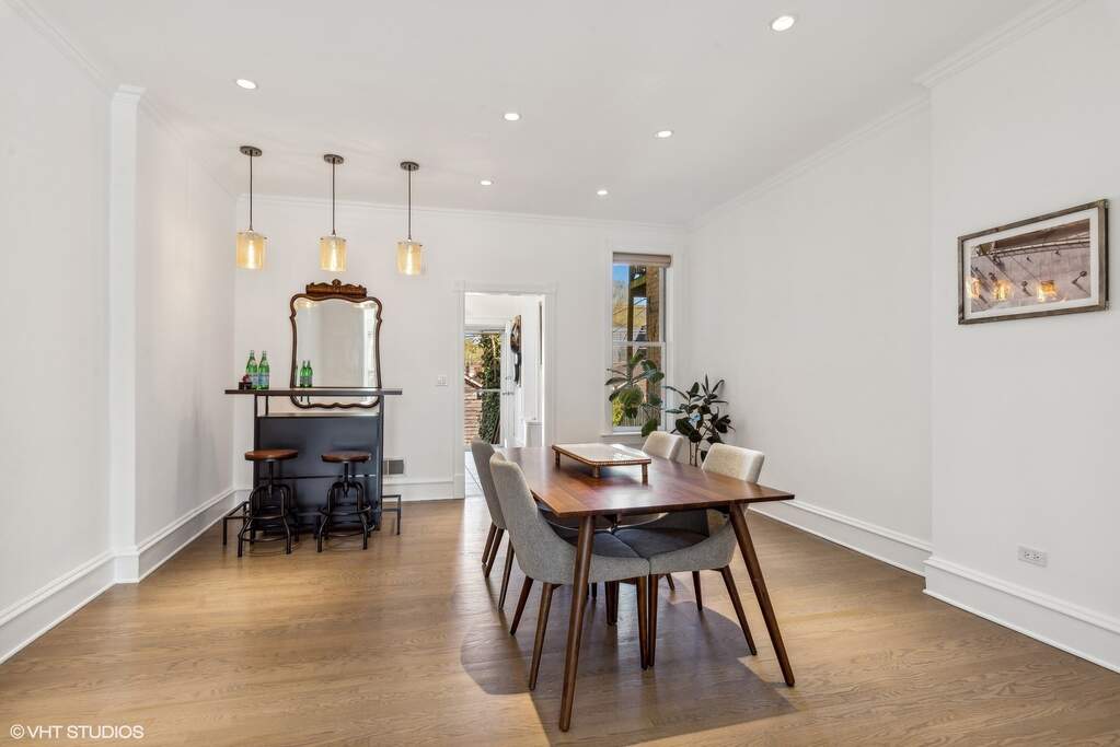 Private full-floor residence detail at Park Tower