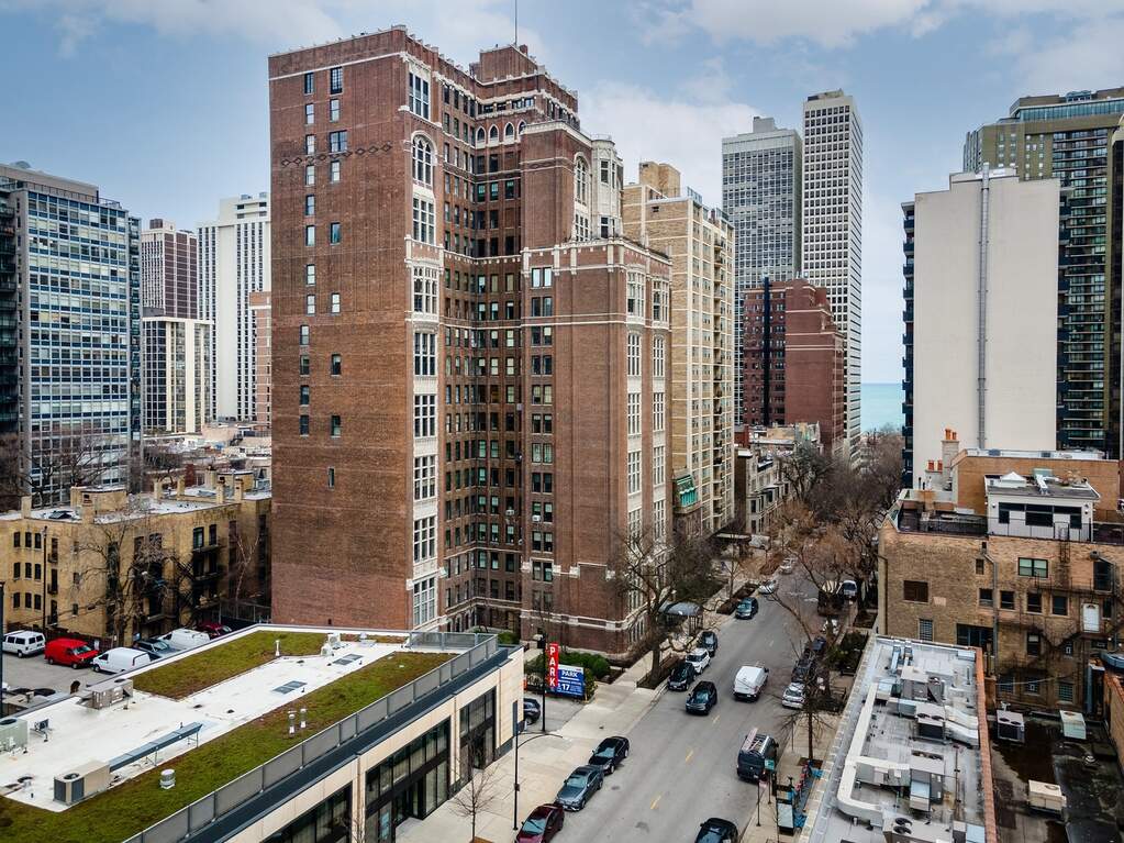 20 E Cedar Street #10A property in Chicago