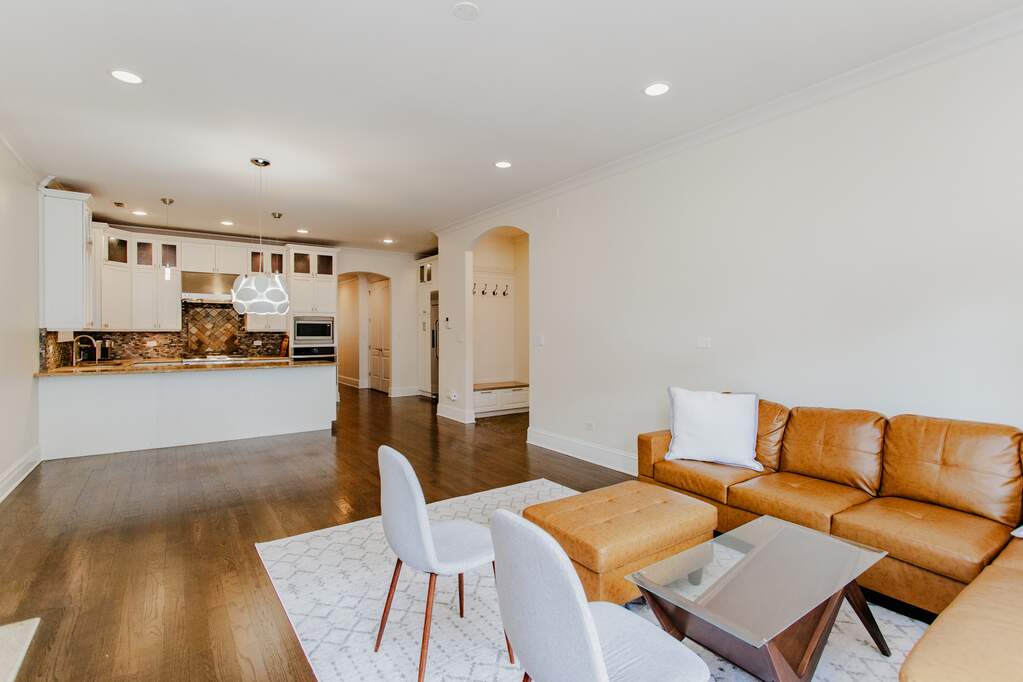 Private full-floor residence detail at Park Tower