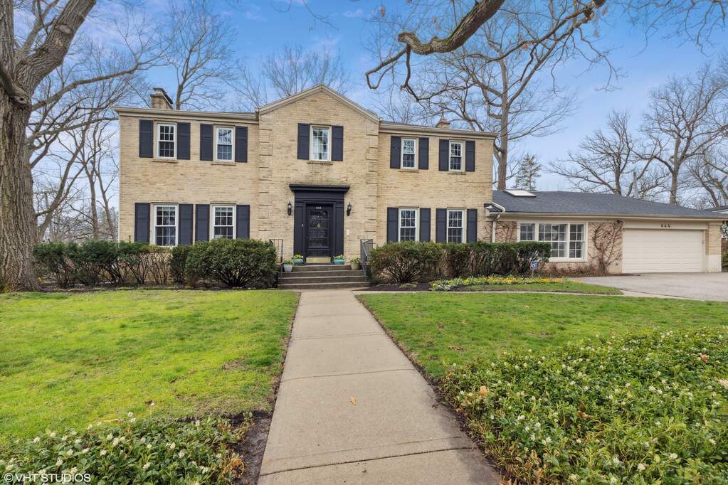 444 Sheridan Road property in Highland Park