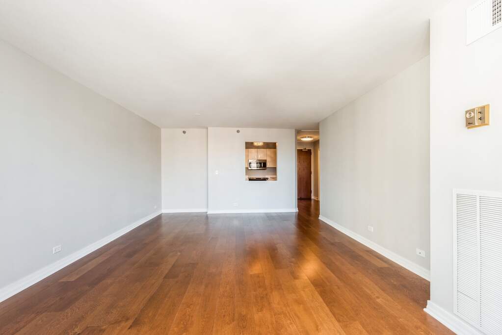 Private full-floor residence detail at Park Tower