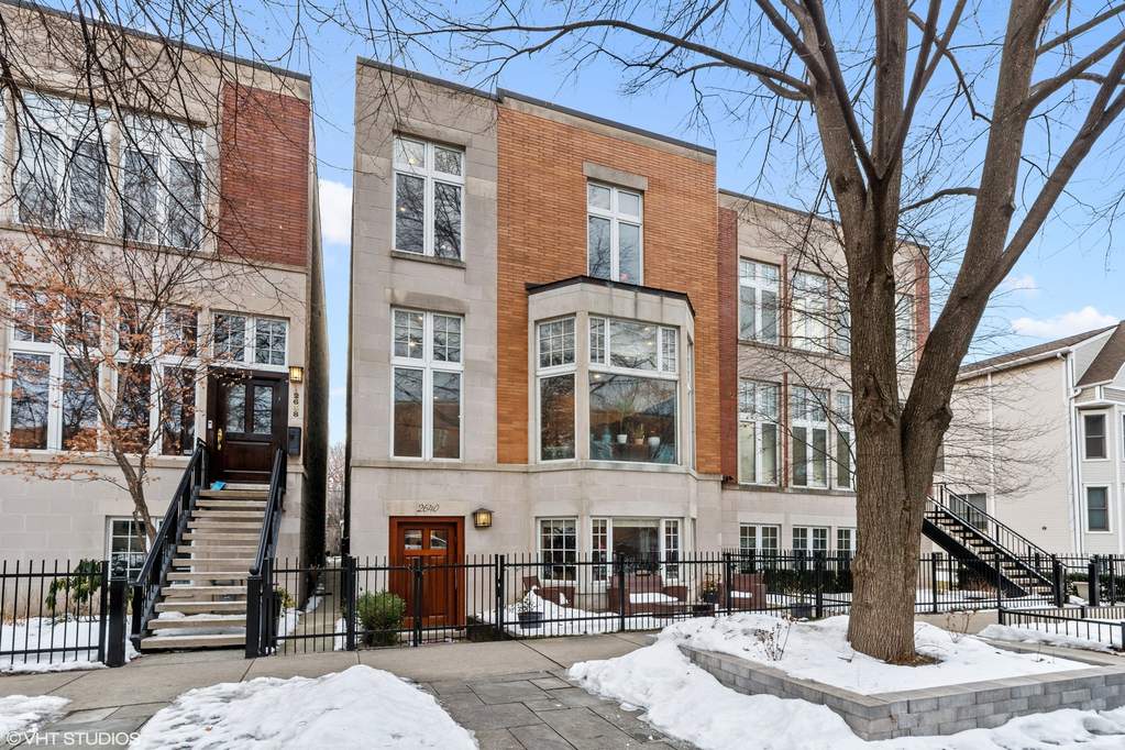 2640 N Greenview Avenue property in Chicago