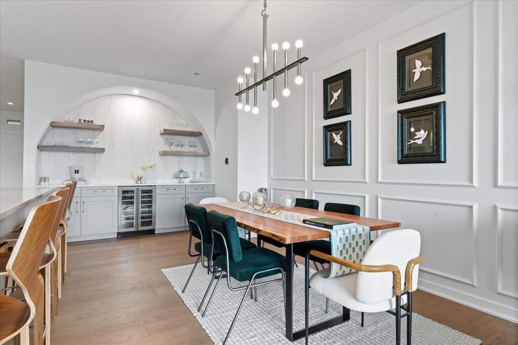 Designer kitchen and refined entertaining spaces