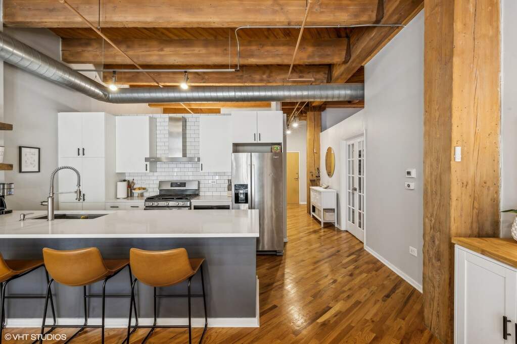 Private full-floor residence detail at Park Tower