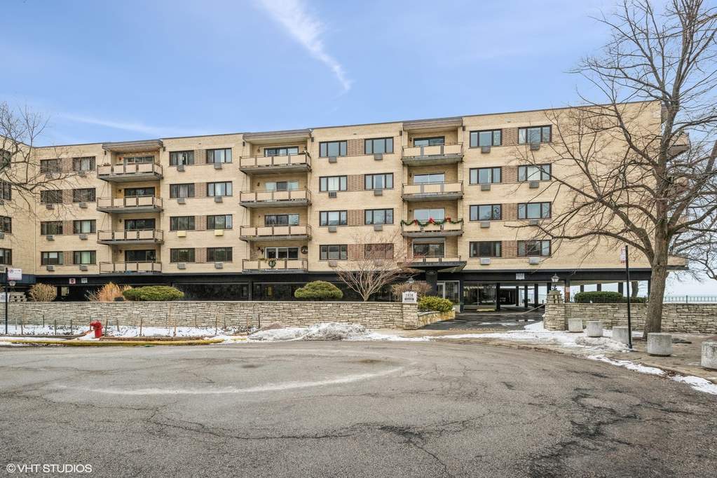 1316 W Fargo Avenue #404 property in Chicago