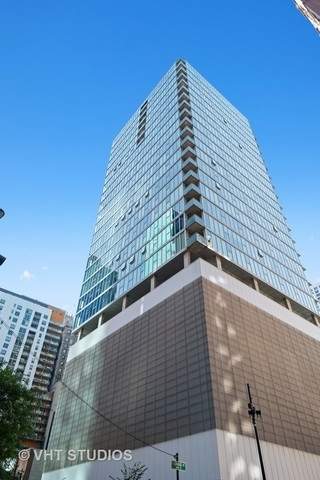 550 N Saint Clair Street #2101 property in Chicago