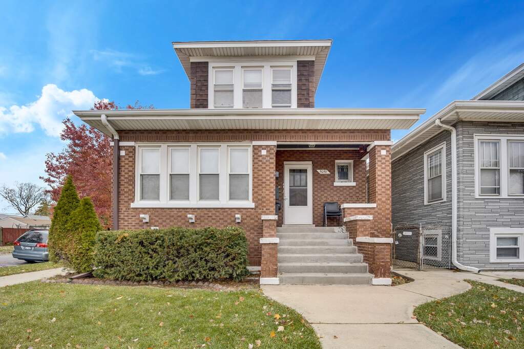 5058 W Carmen Avenue #1 property in Chicago