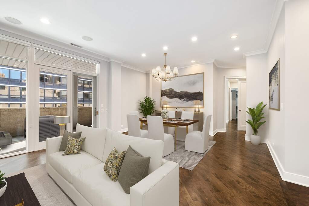 Designer kitchen and refined entertaining spaces