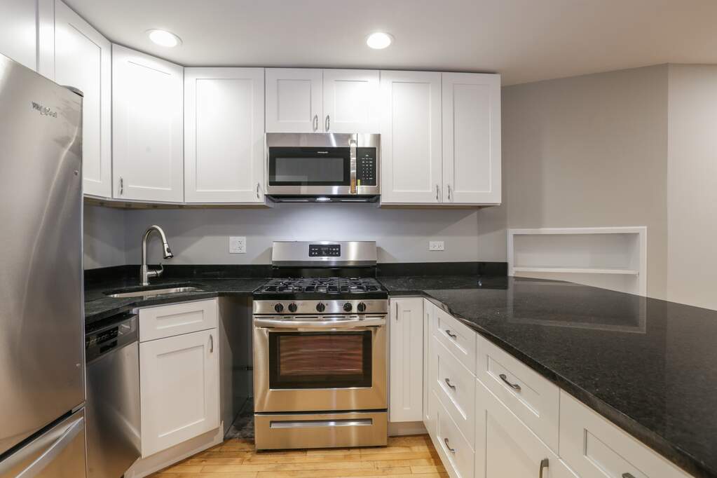 Designer kitchen and refined entertaining spaces
