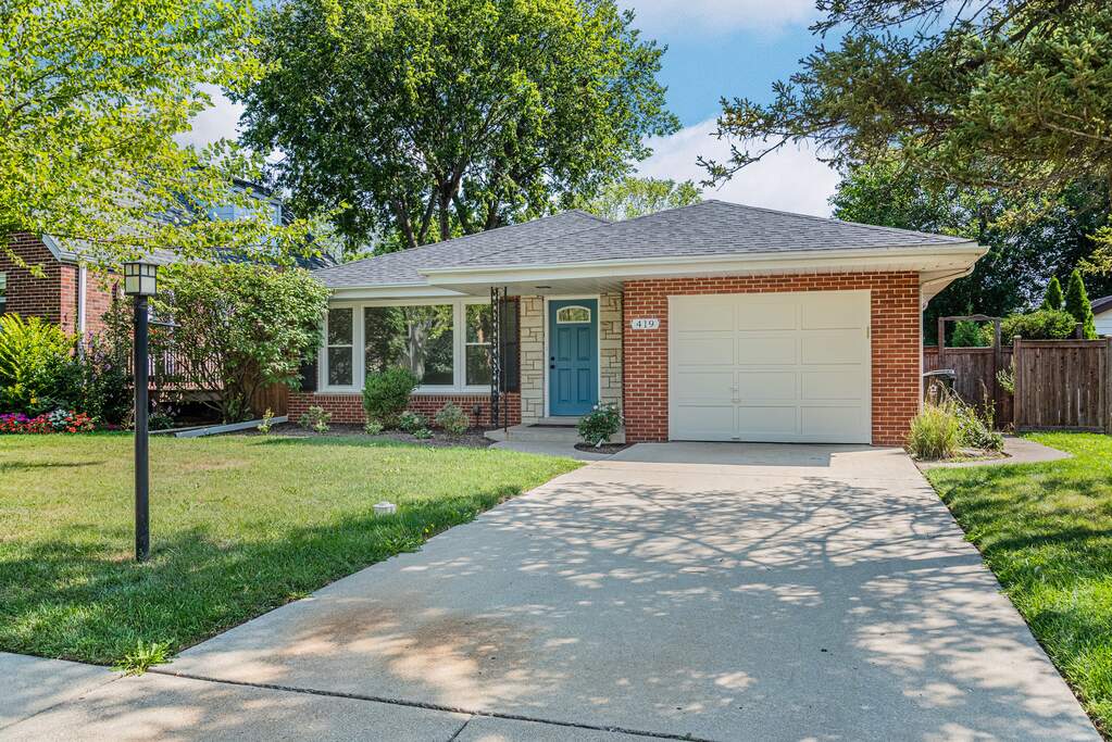 419 N Eastwood Avenue property in Mount Prospect