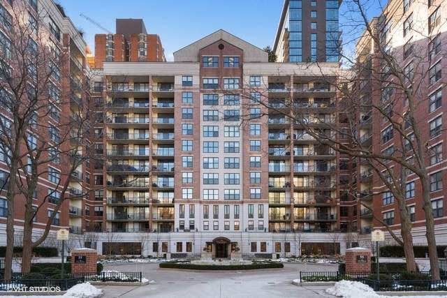55 W Delaware Place #706 property in Chicago