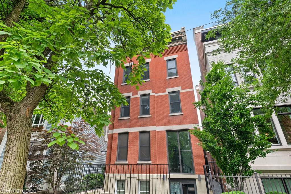 1920 N Howe Street #PH property in Chicago