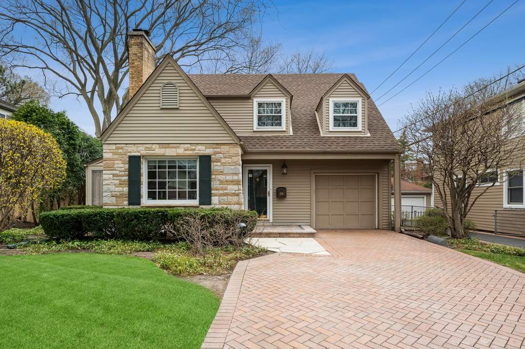 711 Ouilmette Lane property in Wilmette