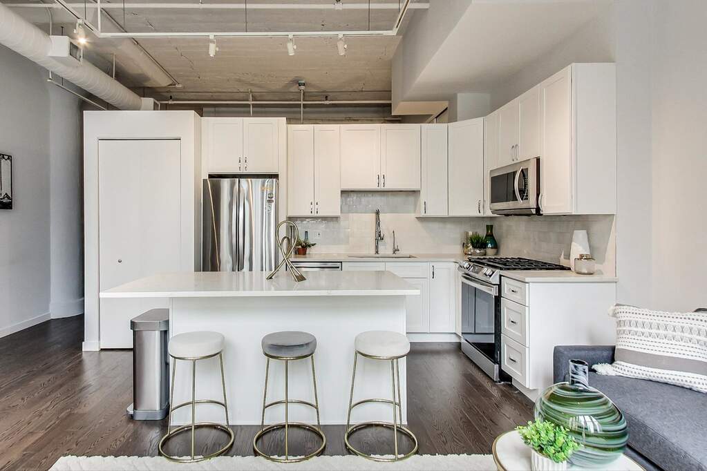 Park Tower penthouse interior at 800 North Michigan Avenue