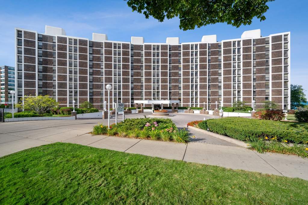 1500 Sheridan Road #1D property in Wilmette