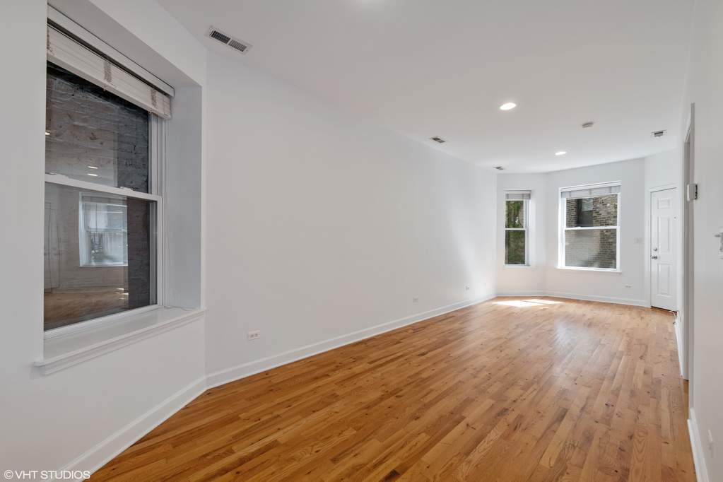 Park Tower penthouse interior at 800 North Michigan Avenue