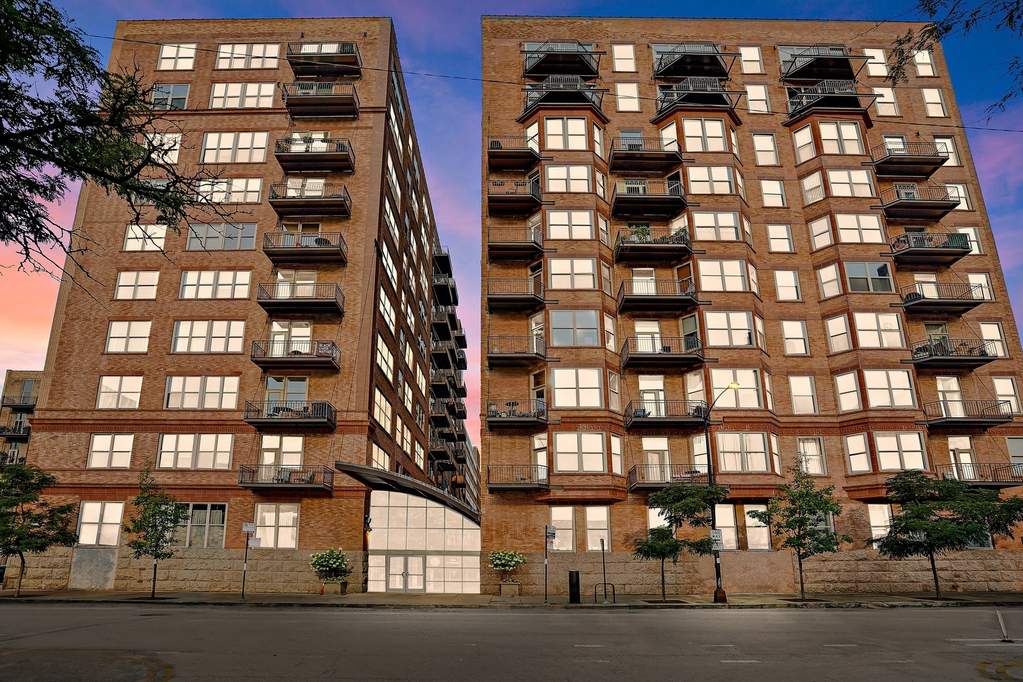 500 S Clinton Street #428 property in Chicago