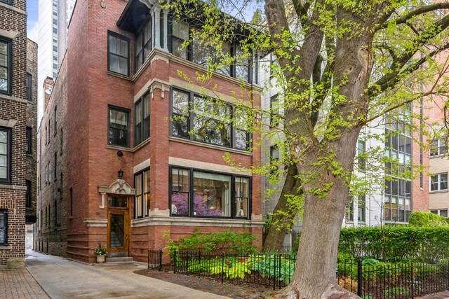 510 W Roscoe Street #1 property in Chicago
