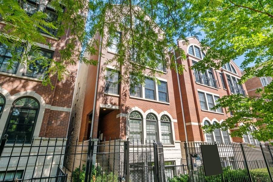 1711 N Larrabee Street #2 property in Chicago