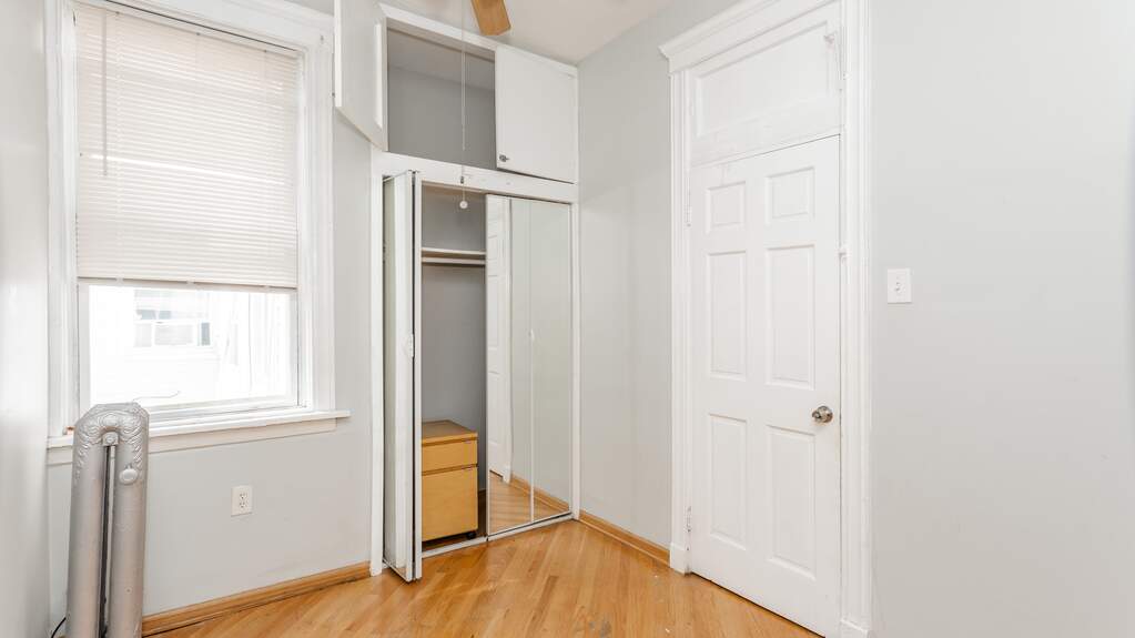 Private full-floor residence detail at Park Tower