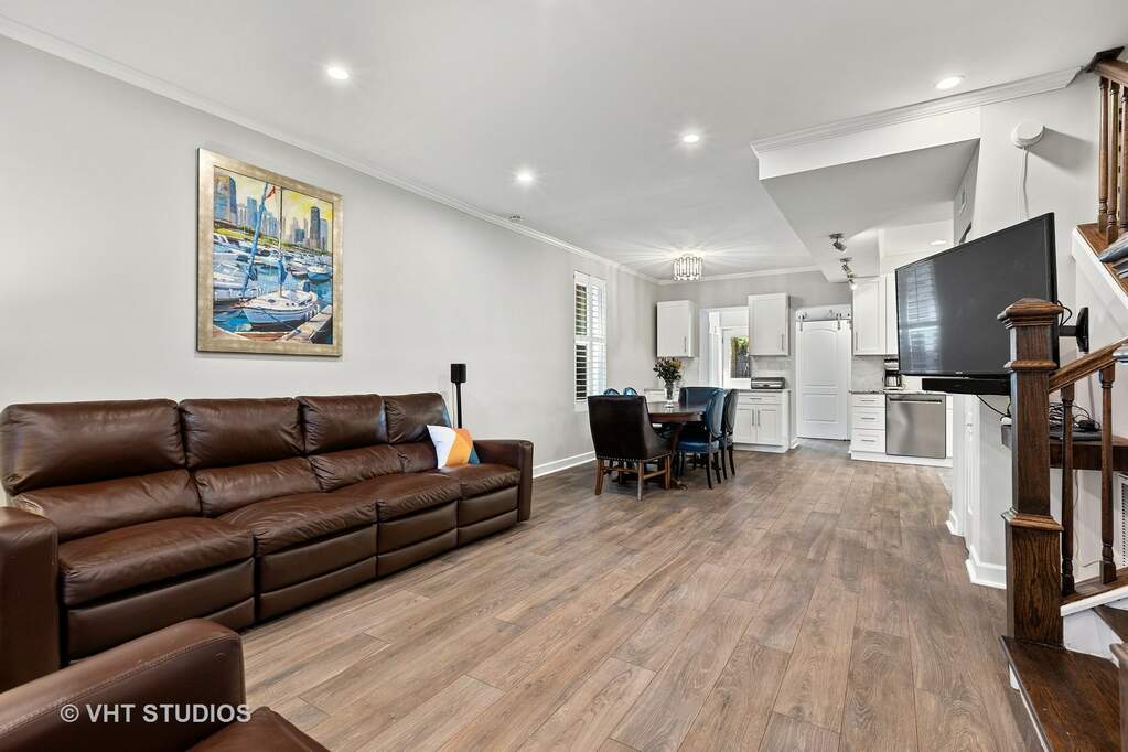 Luxury living space with panoramic Chicago views