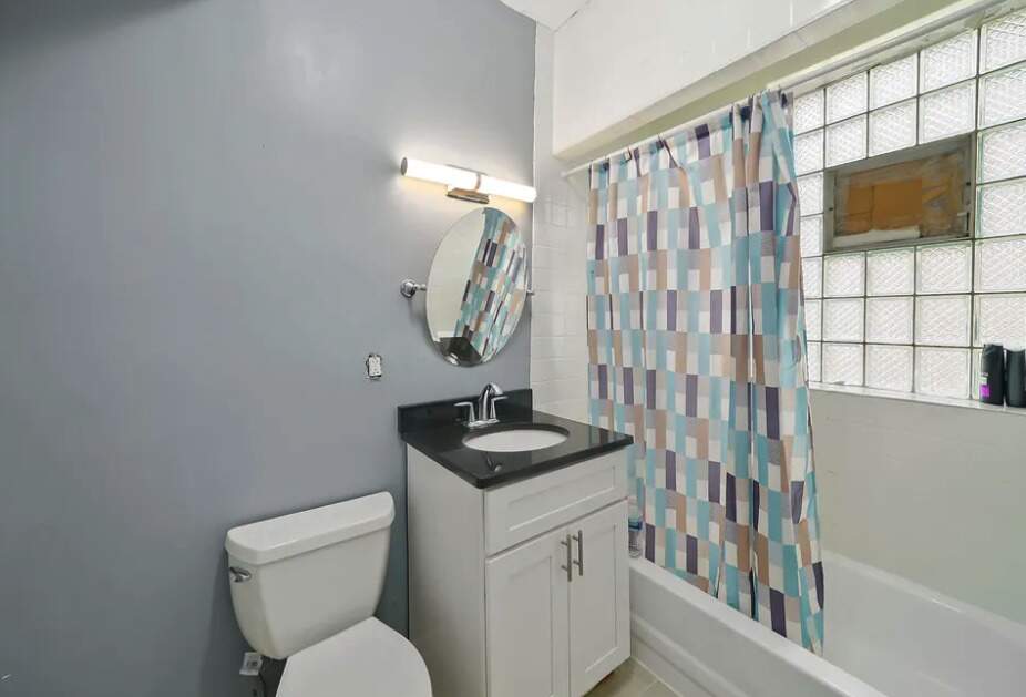 Private full-floor residence detail at Park Tower